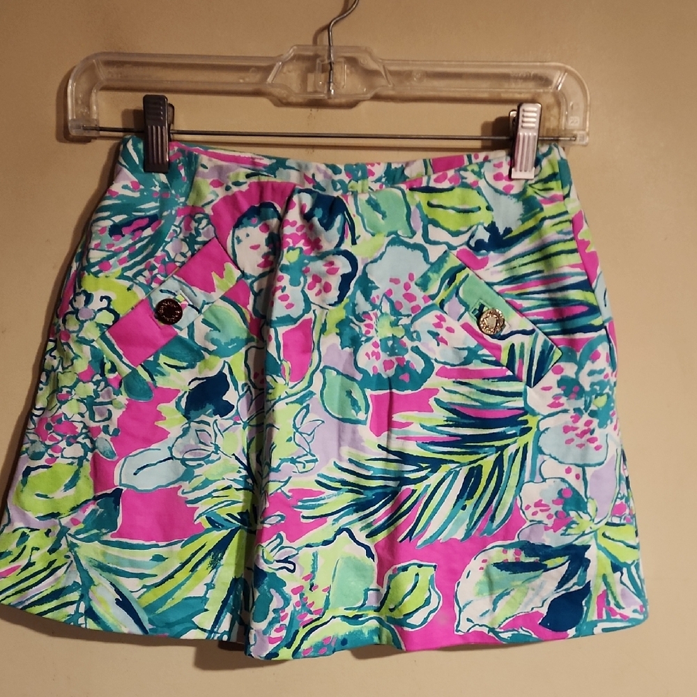 Lilly Pulitzer Pink and Green Tropical Skorts